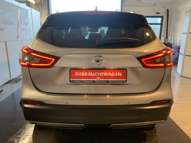 Nissan Qashqai Akari 1,3 Leder/Navi/SHZ/Pano/CarPlay