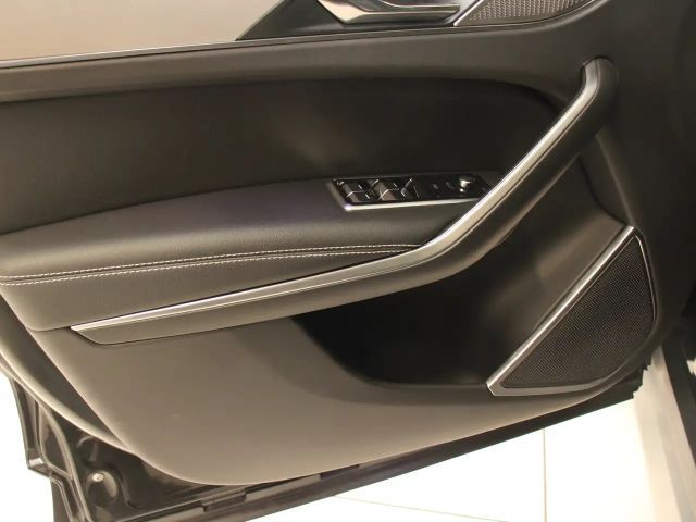 Jaguar F-Pace AWD D300 R-Dynamic