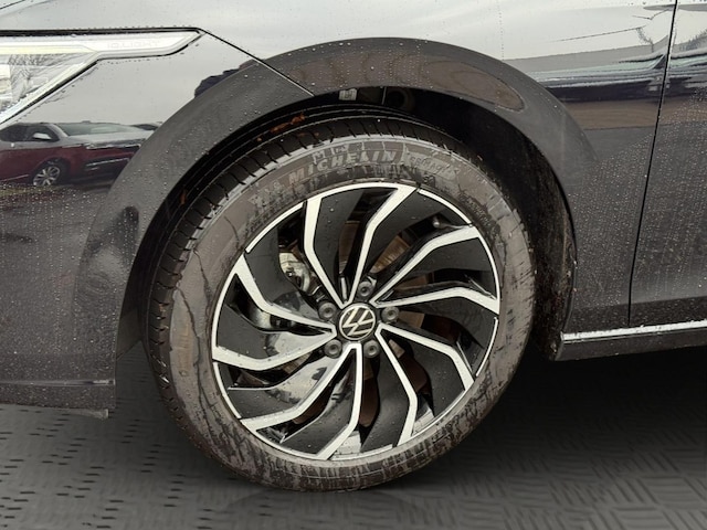 Volkswagen Golf 1.5 TSI Golf VIII