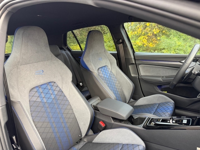 Volkswagen Golf "Black Edition", NP: 65.000 €