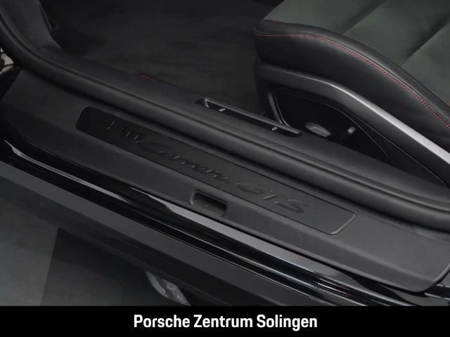 Porsche 992 Cabrio Carrera GTS