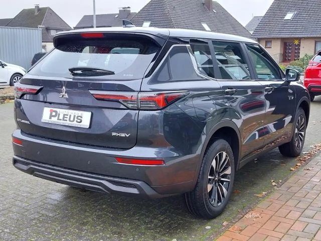 Mitsubishi Outlander PHEV