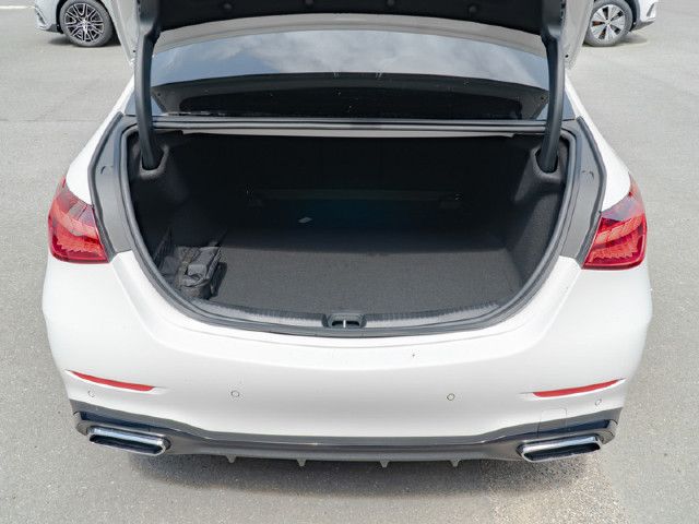 Mercedes-Benz C 200 AMG Line Sedan