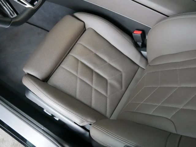 BMW i5 Sedan eDrive40