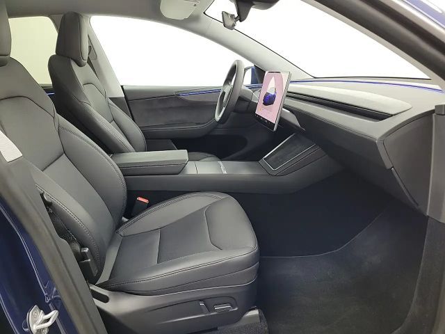 Tesla Model Y AWD Long Range