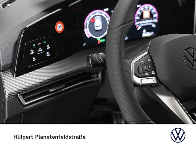 Volkswagen Golf 1.5 eTSI Golf VIII R-Line