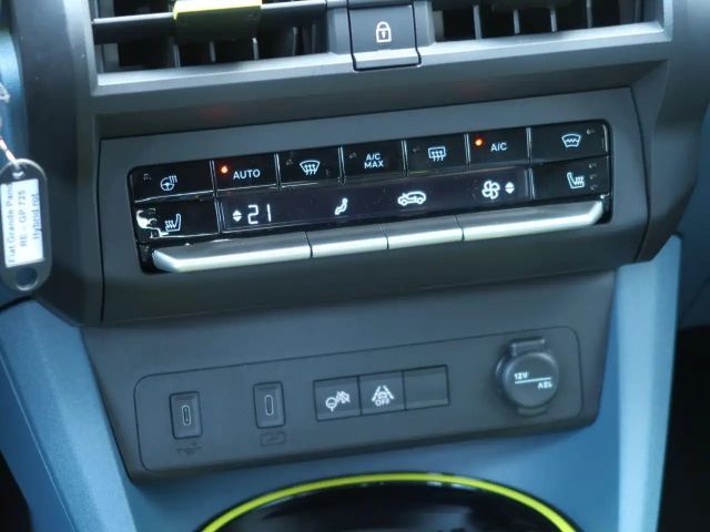 Fiat Grande Panda Hybrid ICON 1.2 eDCT Tech Style Winter Paket