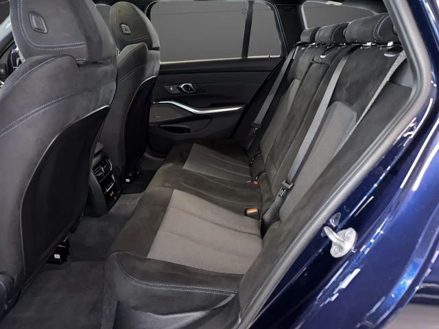 BMW 330 330e M-Sport Touring xDrive