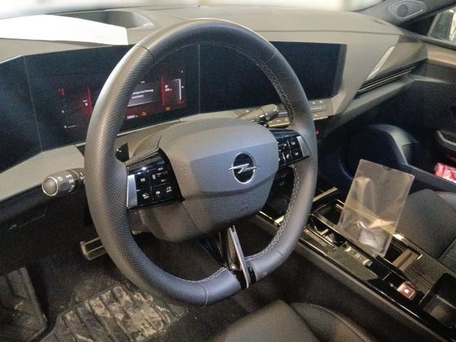 Opel Astra Sports Tourer Ultimate