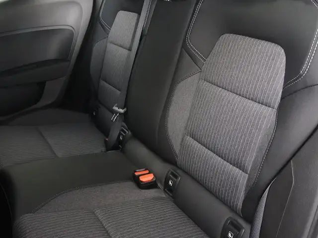 Mitsubishi Colt Intense