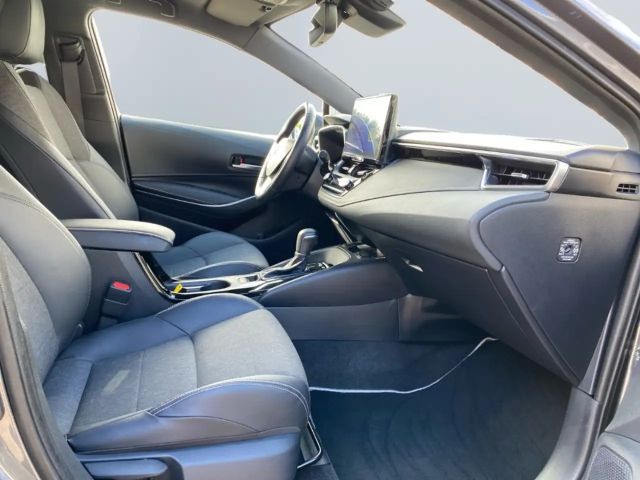 Toyota Corolla Hybride Team D