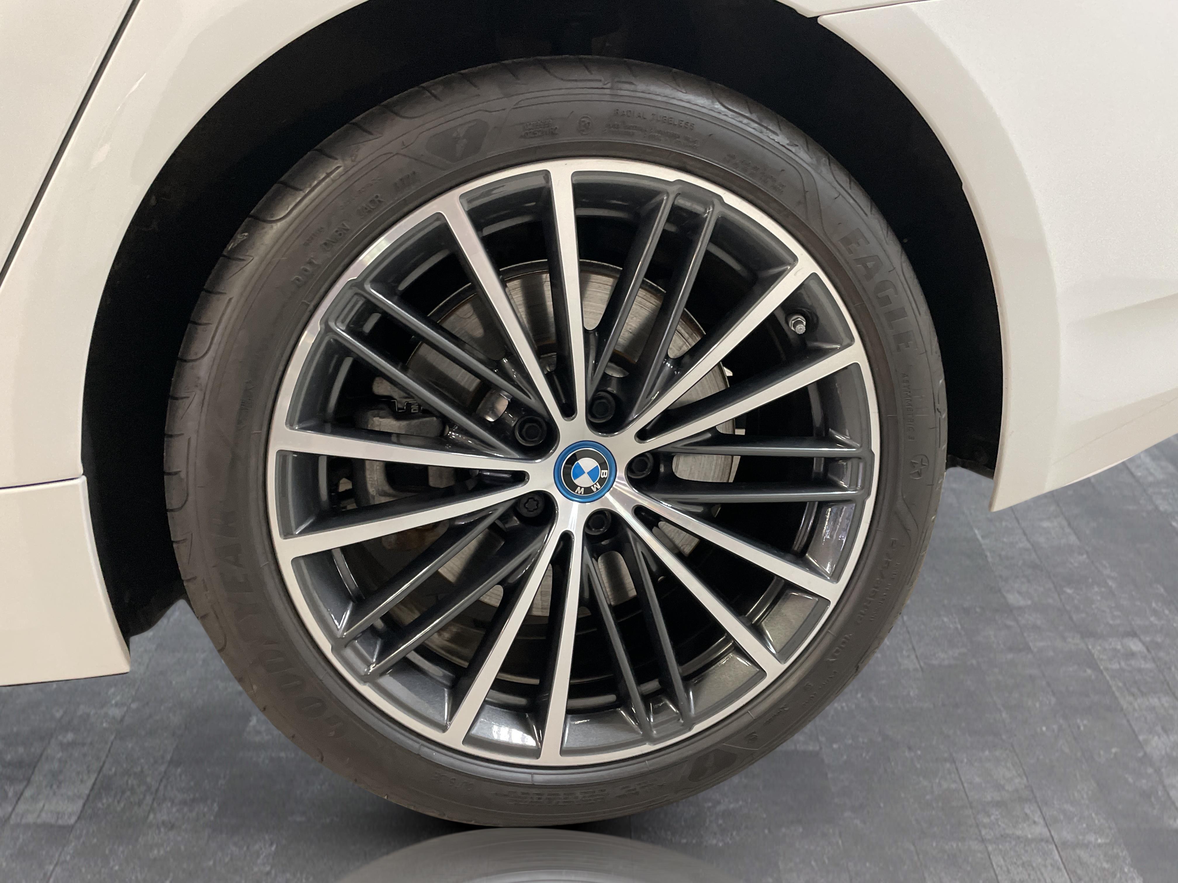 BMW 545 545e Sedan xDrive