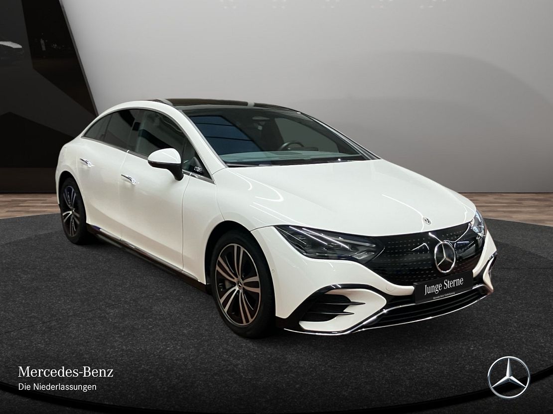 Mercedes-Benz EQE 350 Sedan