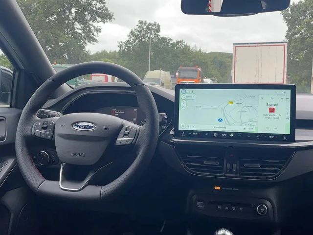 Ford Focus EcoBoost ST Line