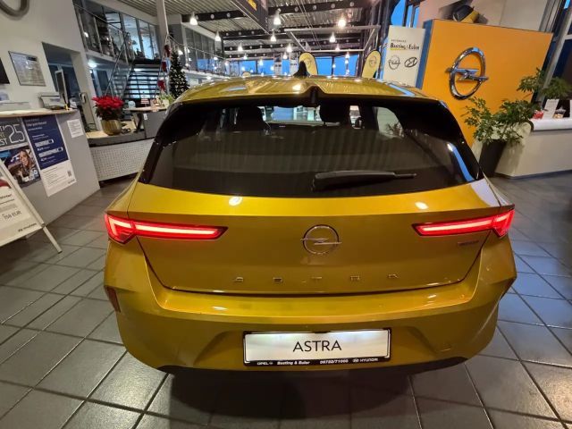 Opel Astra Edition Hybrid Innovation