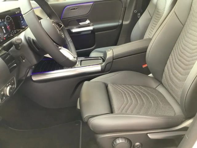 Mercedes-Benz GLA 220 4MATIC GLA 220 d