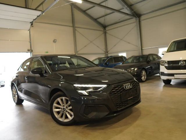 Audi A3 30 TDI Sedan