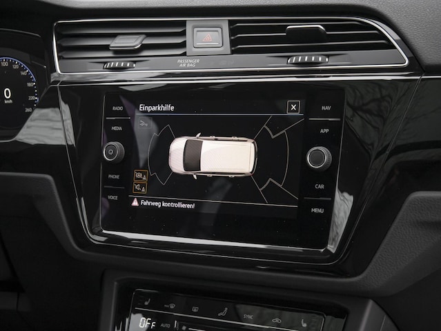 Volkswagen Touran 1.5 TSI DSG Highline R-Line