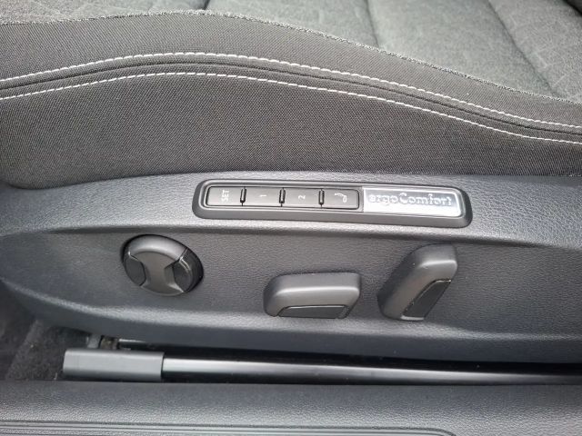 Volkswagen Passat Business DSG Variant