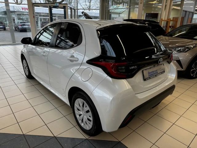 Toyota Yaris Hatchback