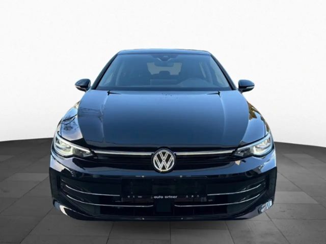 Volkswagen Golf 1.5 TSI Golf VIII IQ.Drive Style
