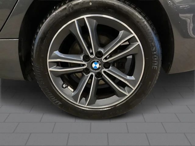 BMW 218 218d Active Tourer Sport Line