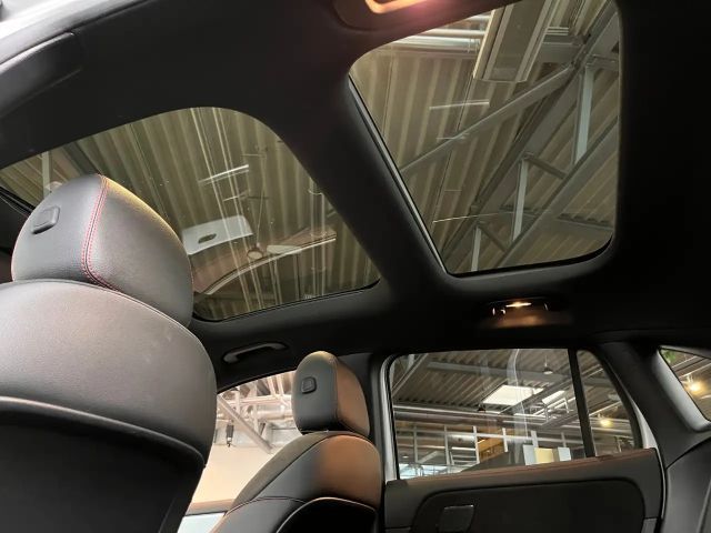 Mercedes-Benz GLA 250 4MATIC AMG Line