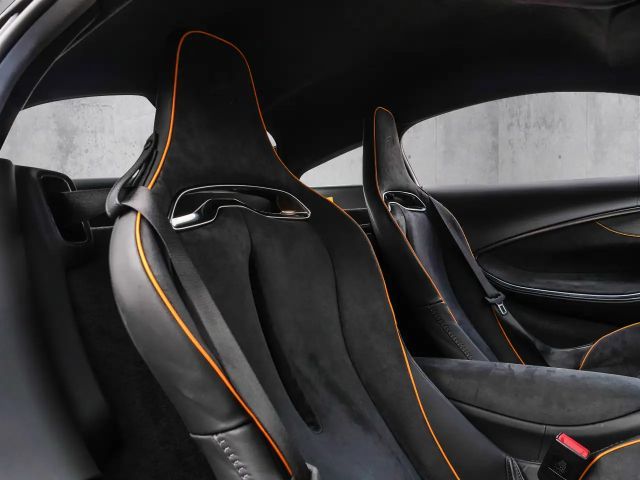 McLaren Artura Performance, Sport Exhaust, Technology