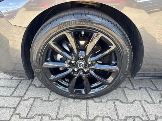 Mazda 3 Homura SkyActiv e-Skyactiv