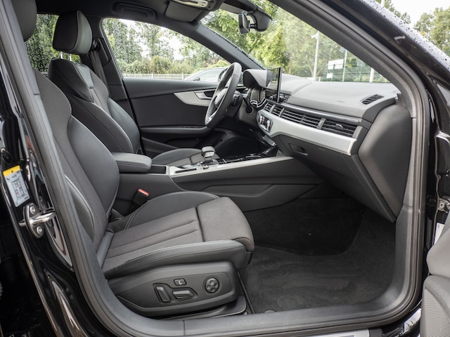 Audi A4 35 TDI Avant S-Line S-Tronic