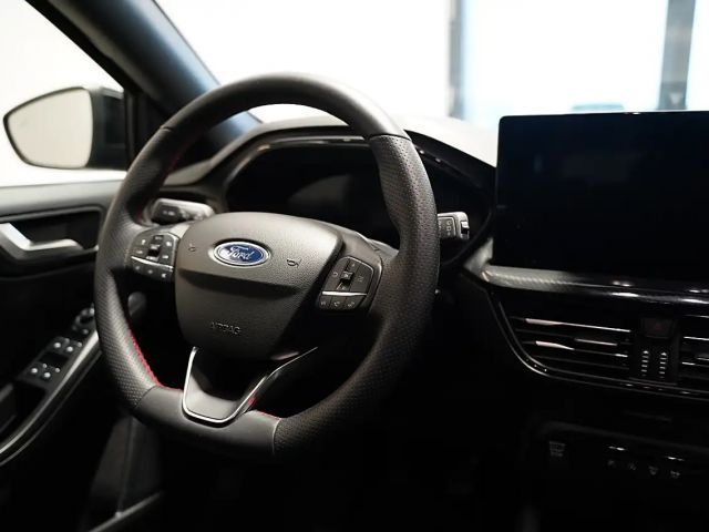 Ford Focus EcoBoost ST Line