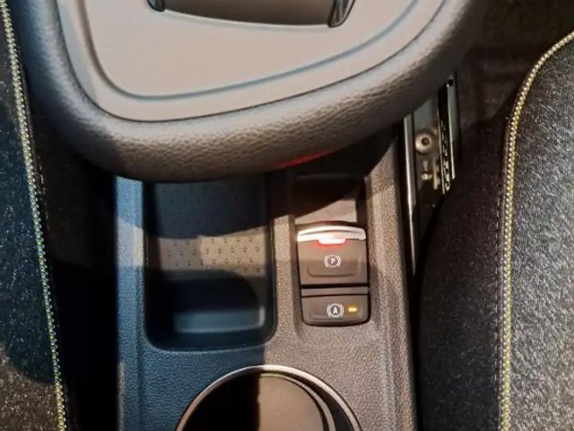 Mitsubishi Grandis 1.8 First Edition HEV