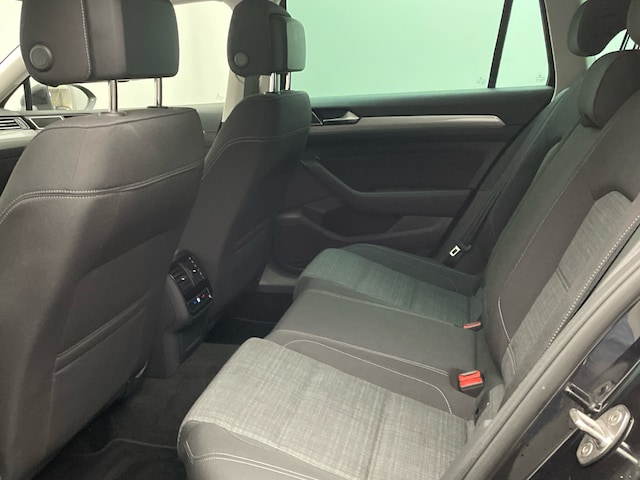 Volkswagen Passat 2.0 TDI Business DSG Variant