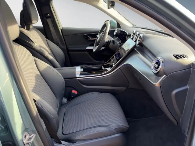 Mercedes-Benz GLC 200 AVANTGARDE