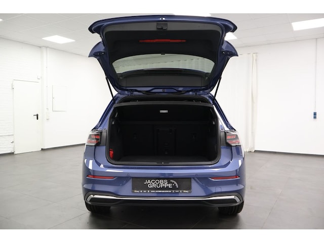 Volkswagen Golf 1.5 TSI Golf VIII