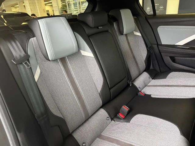 Opel Astra 1.2 Turbo Elegance Turbo