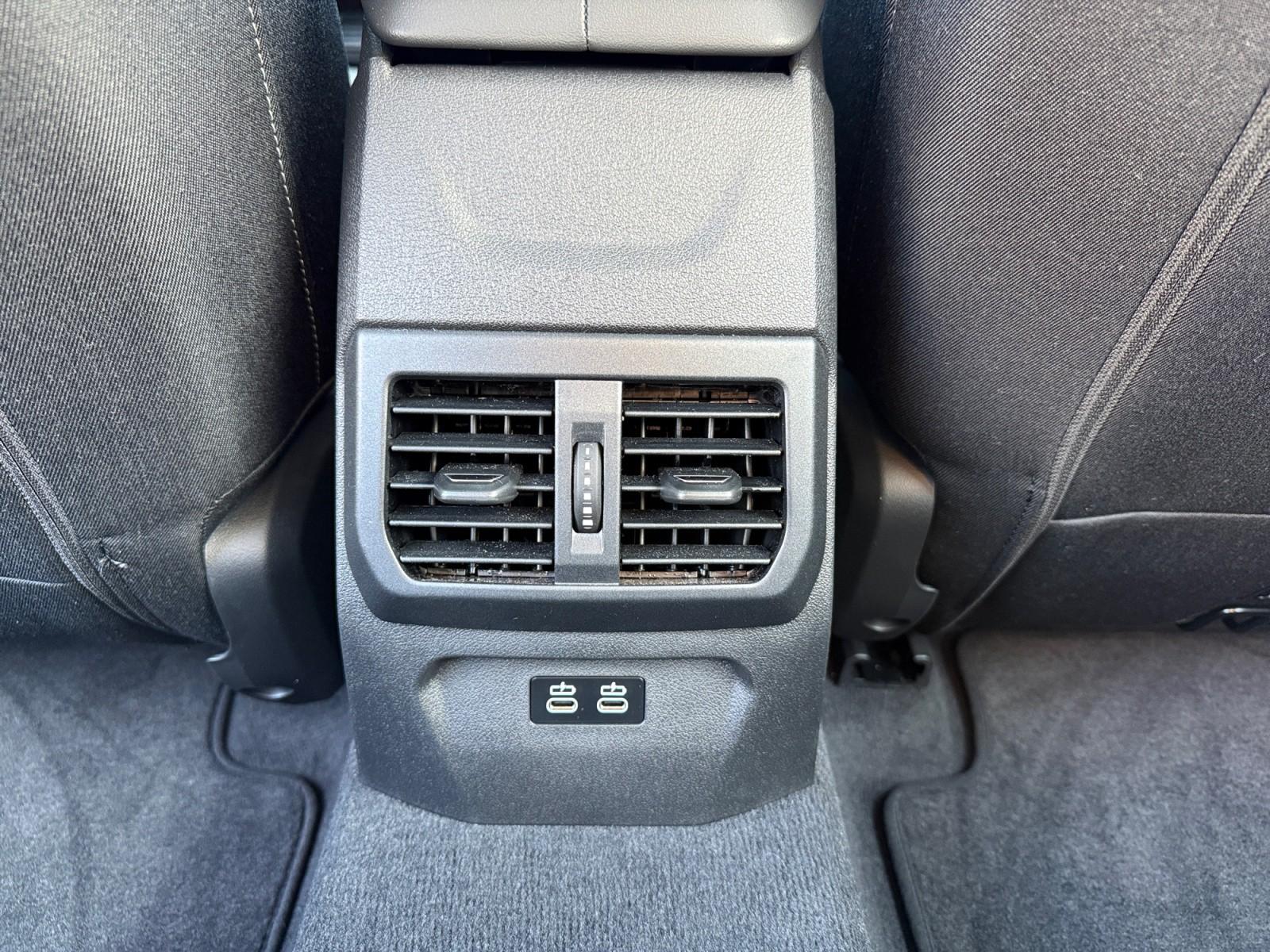 BMW 118 118d M-Sport Sedan