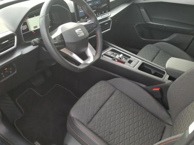 Seat Leon 1.5 eTSI FR-lijn Sportstourer