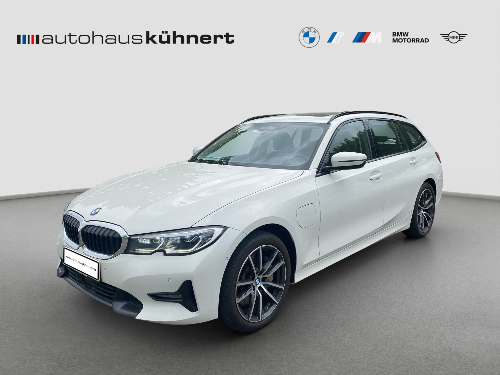 BMW 330 330e Touring iperformance