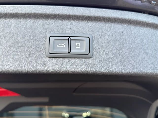 Audi A3 30 TDI Sedan