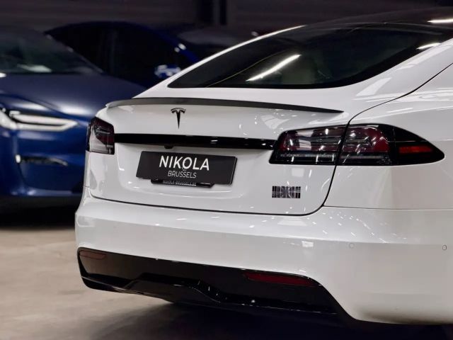 Tesla Model S Plaid