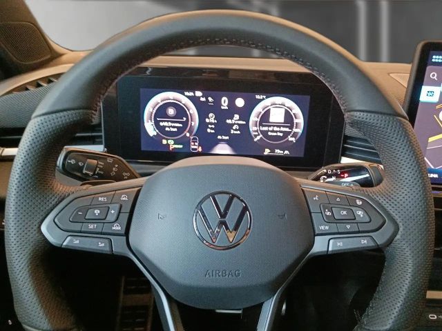 Volkswagen T-Roc 1.5 eTSI DSG R-Line