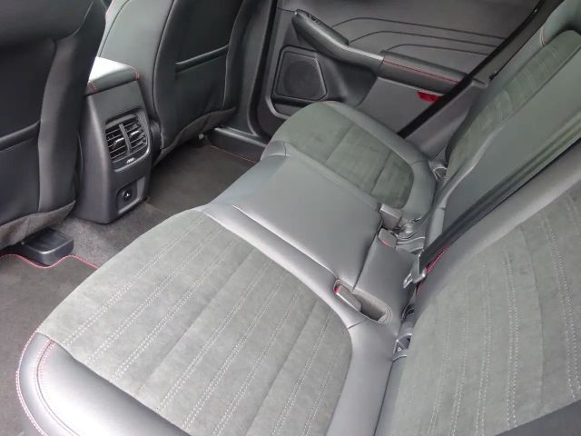 Ford Kuga Hybrid ST Line X