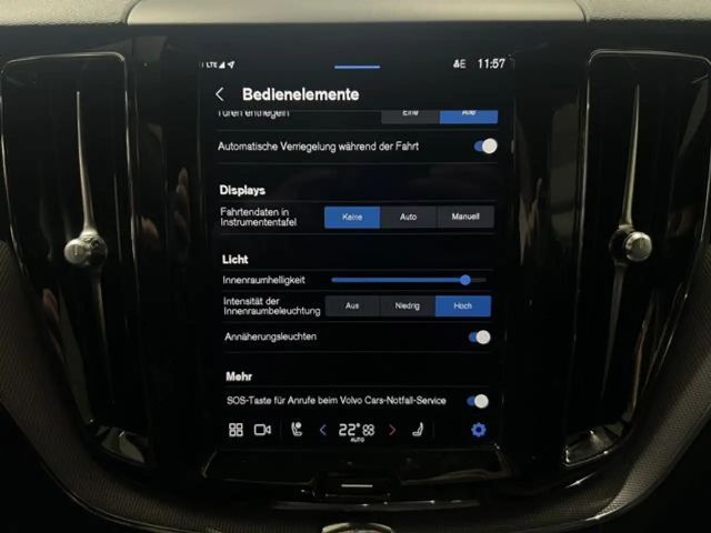 Volvo XC60 AWD Dark Plus