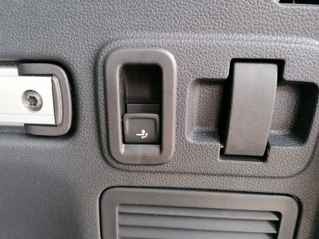 Volkswagen Touran 1.5 TSI DSG R-Line