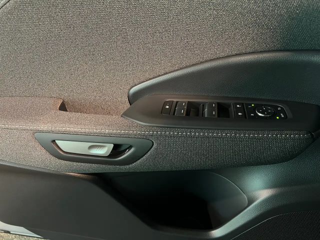 Lexus LBX Basic FWD Komfort