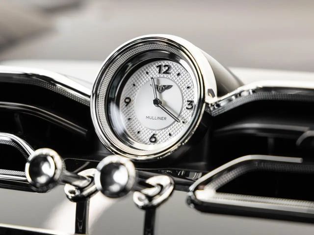 Bentley Bentayga EWB Mulliner von BENTLEY FRANKFURT