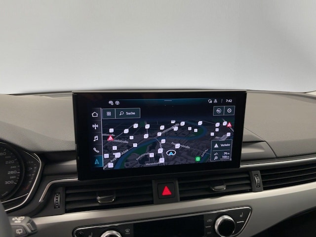 Audi A4 35 TFSI Avant S-Tronic