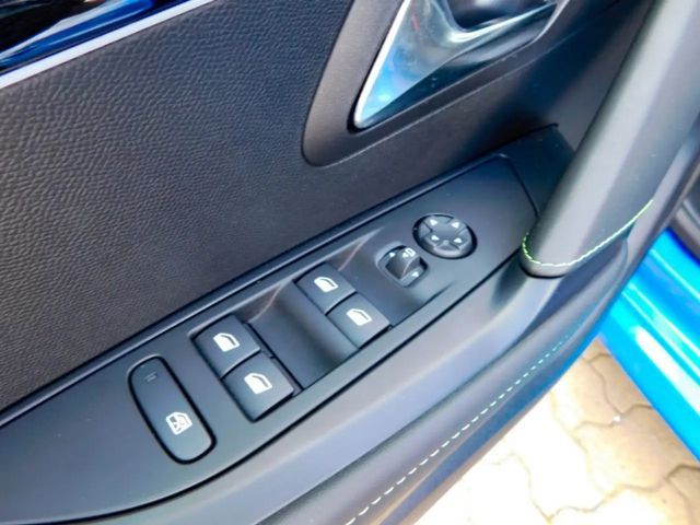 Peugeot 208 GT-Line Hybrid