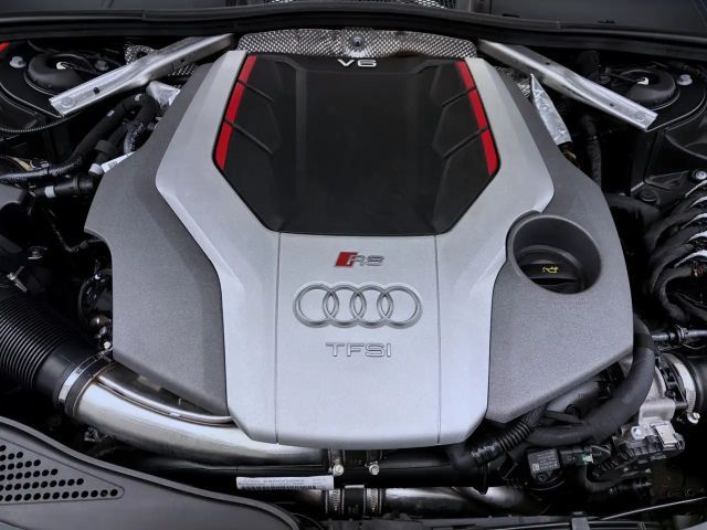 Audi RS4 Avant Quattro